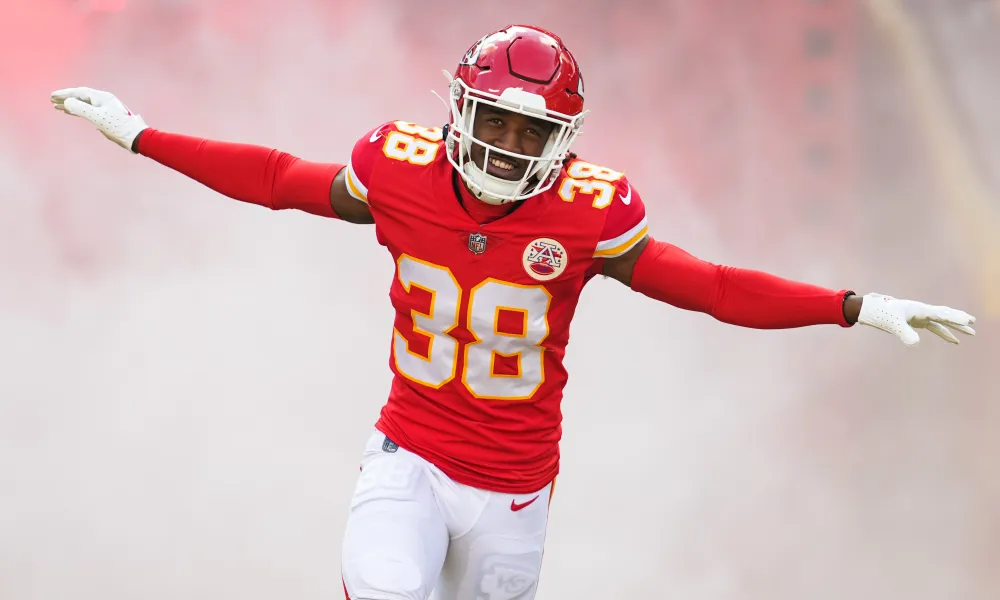 Recent Instagram picture by Chiefs wide receiver L’Jarius Sneed sparks rumors about Eagles