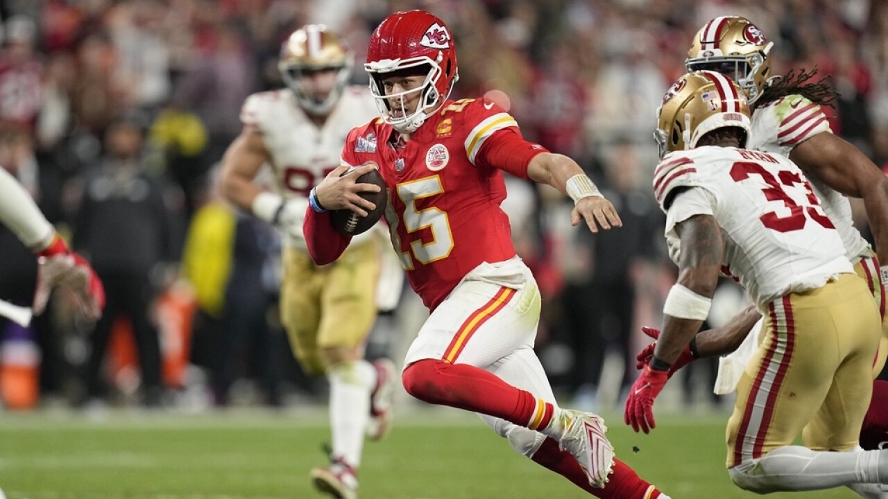 Carson Wentz “Able to Make Every Throw,” Reckons Patrick Mahomes