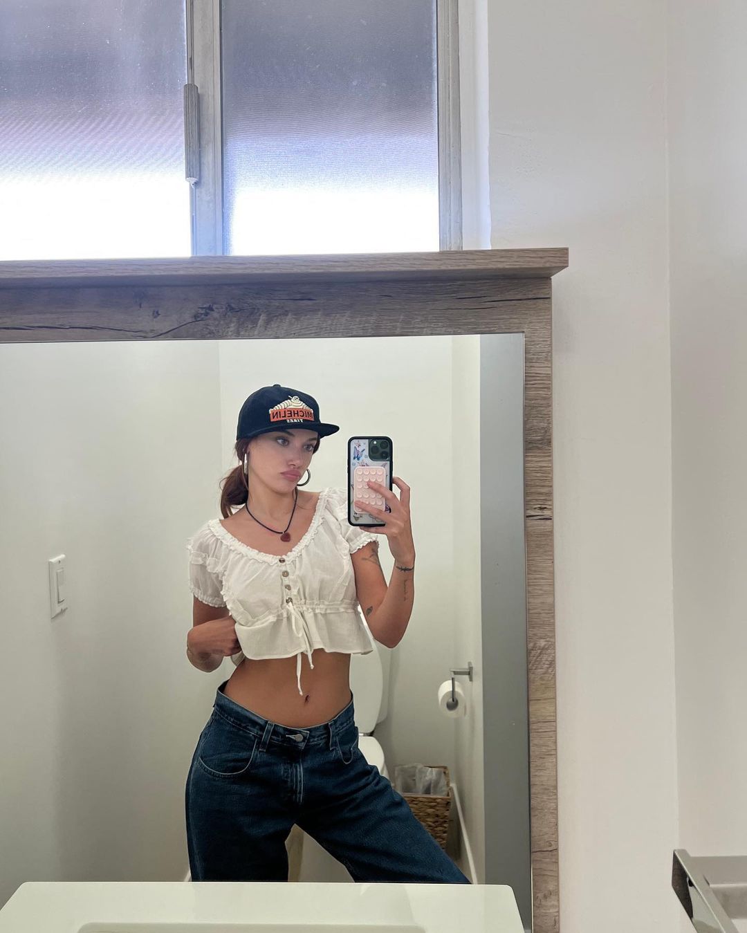 Wild Thirst Traps Of Olivia O’Brien Who Stole The Show At Lakers