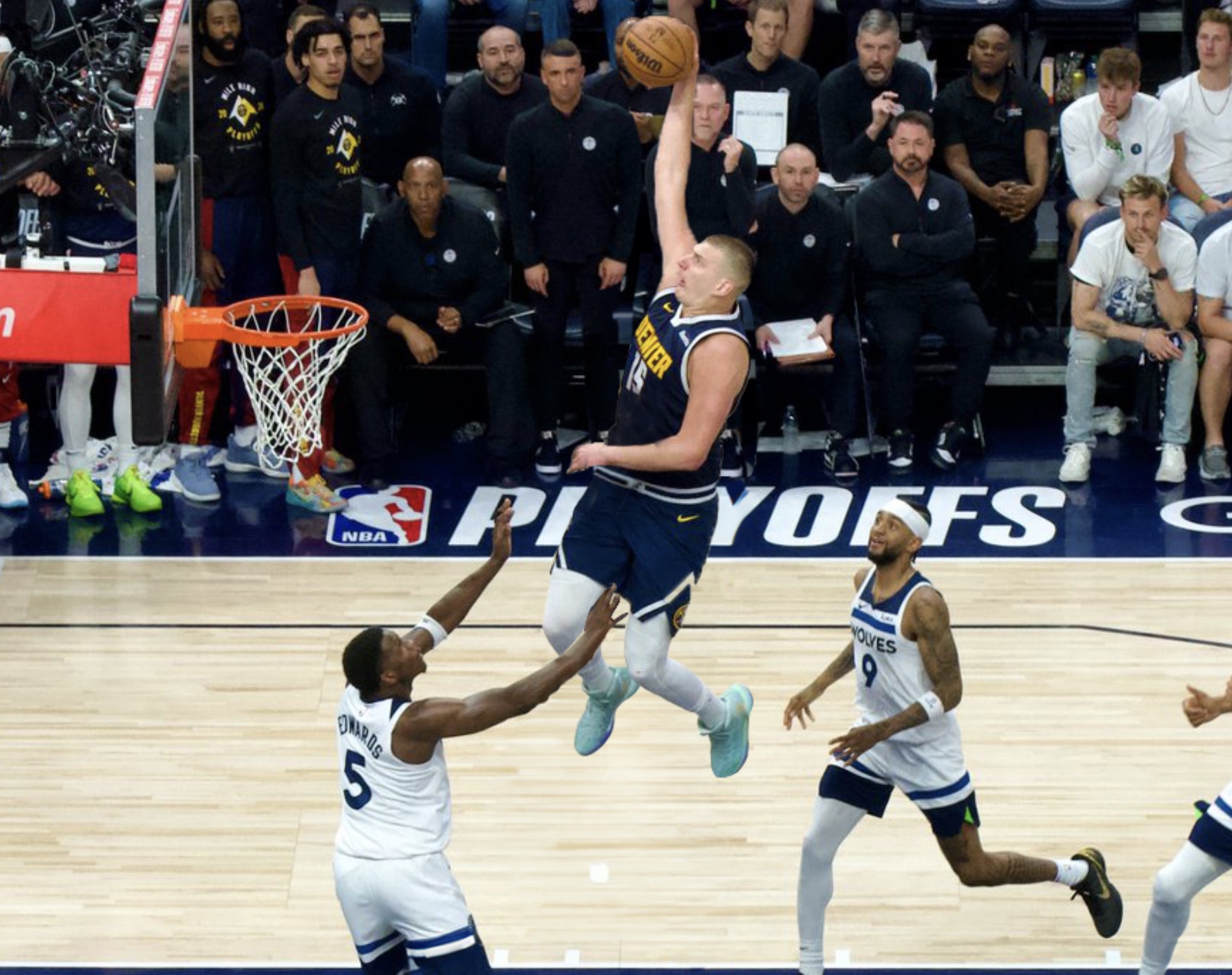 Watch The Wild Bench Reaction To Nikola Jokics Dunk During Nuggets