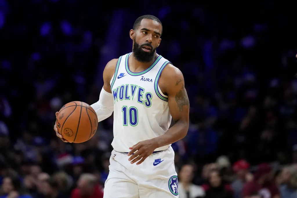 Before the Crucial Game 6 Against the Nuggets, Timberwolves’ Star Player Receives a “Worrying” Injury Update