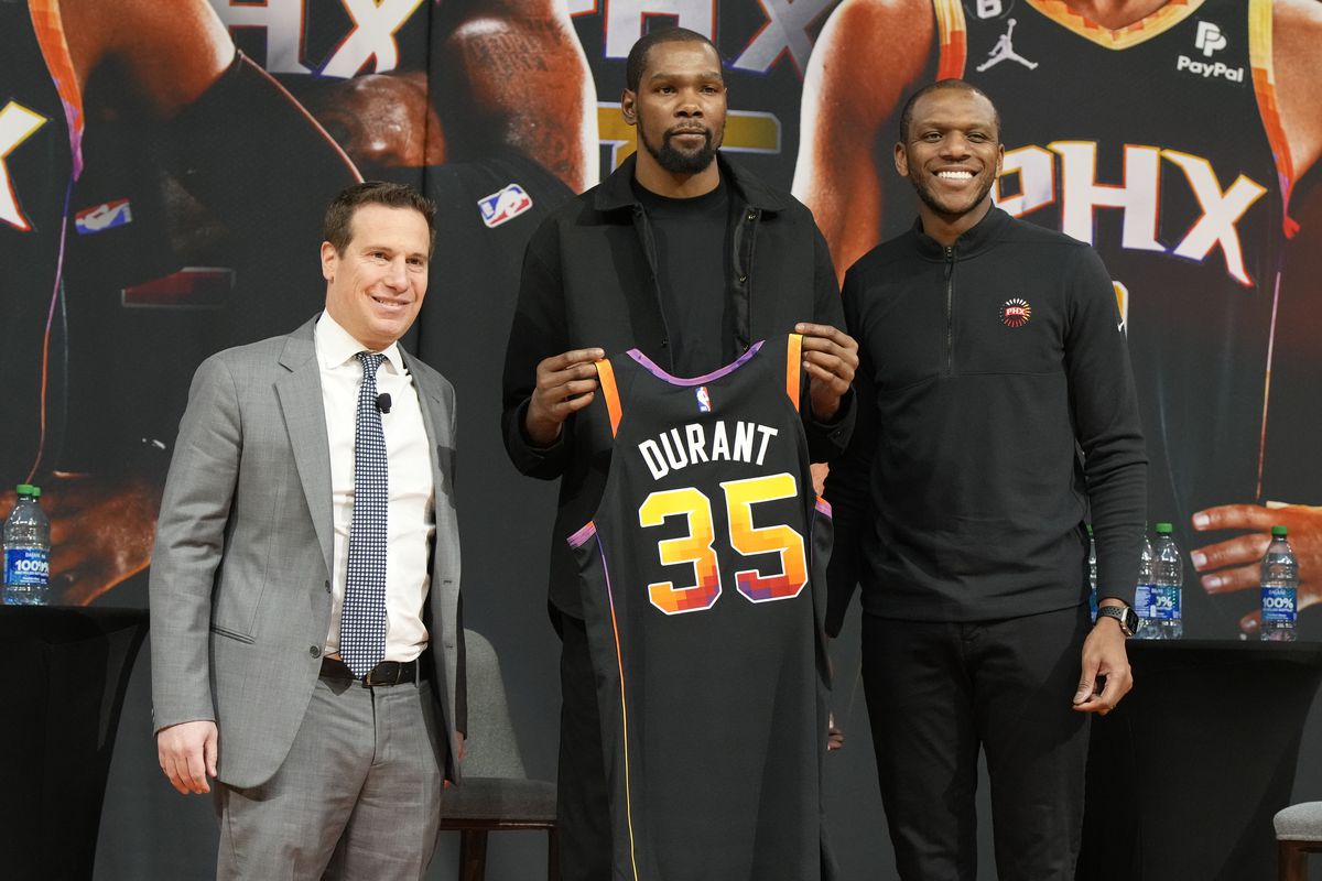 Suns General Manager James Jones Wildly Claims That Phoenix Would Be the First Team to Fully Utilize Kevin Durant