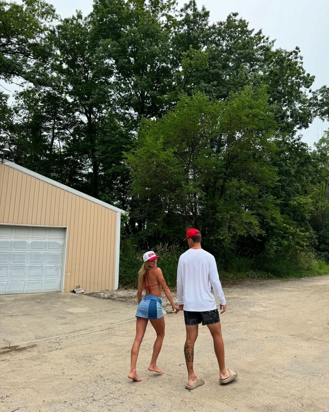 Georgia QB Carson Beck Confirms Romance With One Of The Famous Twins Hannah Cavinder