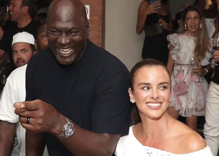 Photos Of Michael Jordan And His Wife Yvette Prieto Showing Their Dance Moves In Capri Go Viral