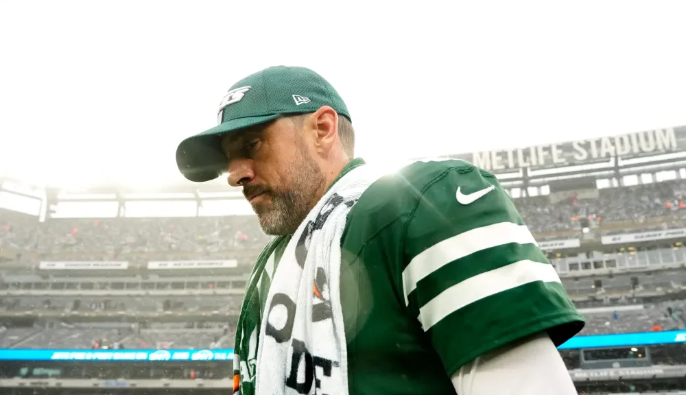 Aaron Rodgers Blames the Jets’ Defeat on the Refs