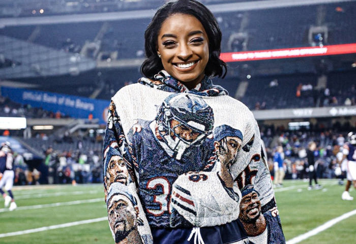 VIDEO: Simone Biles Steals Show At NFL Game For Rocking Jonathan Owens-themed Outfit To Support Him