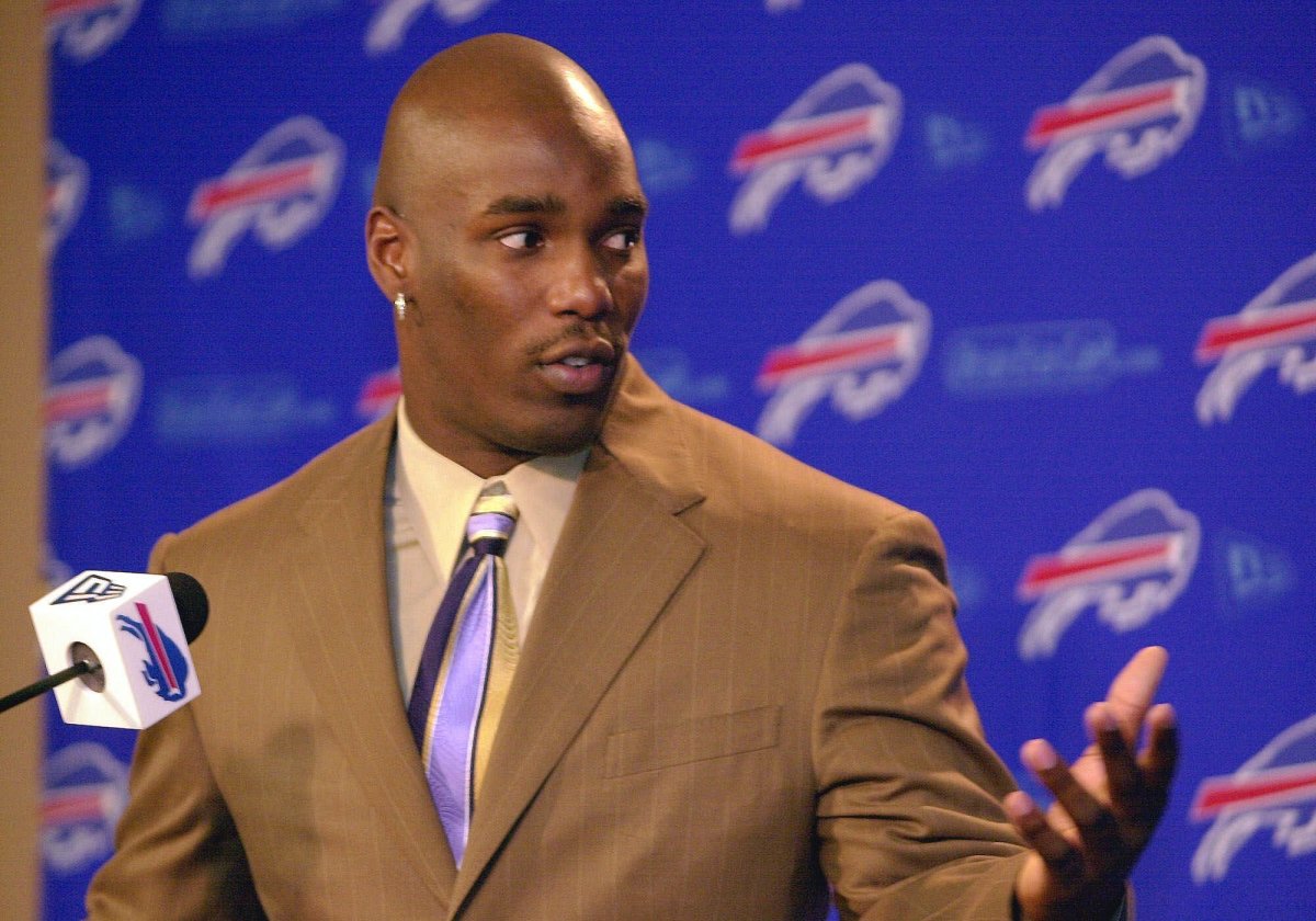 Eric Moulds, a Former Bills Standout, Was Sued for “Knowingly” Giving Women Herpes