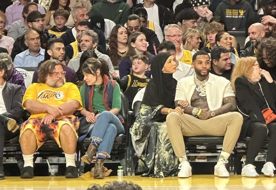 Kevin Gates Turns up Courtside at LeBron’s Game With Brittany Renner After Savanah James Diss