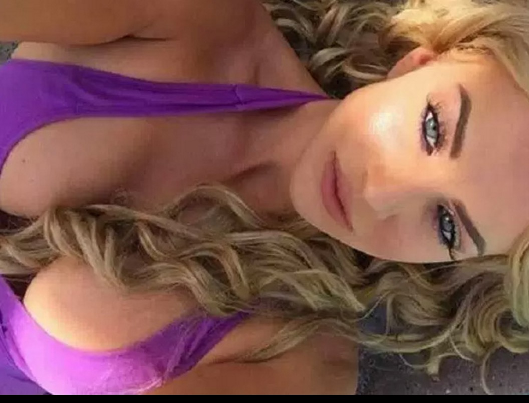 Baylee Curran Nude Chris Brown