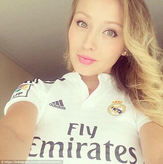 Daniella Chavez Cristiano Ronaldo 10