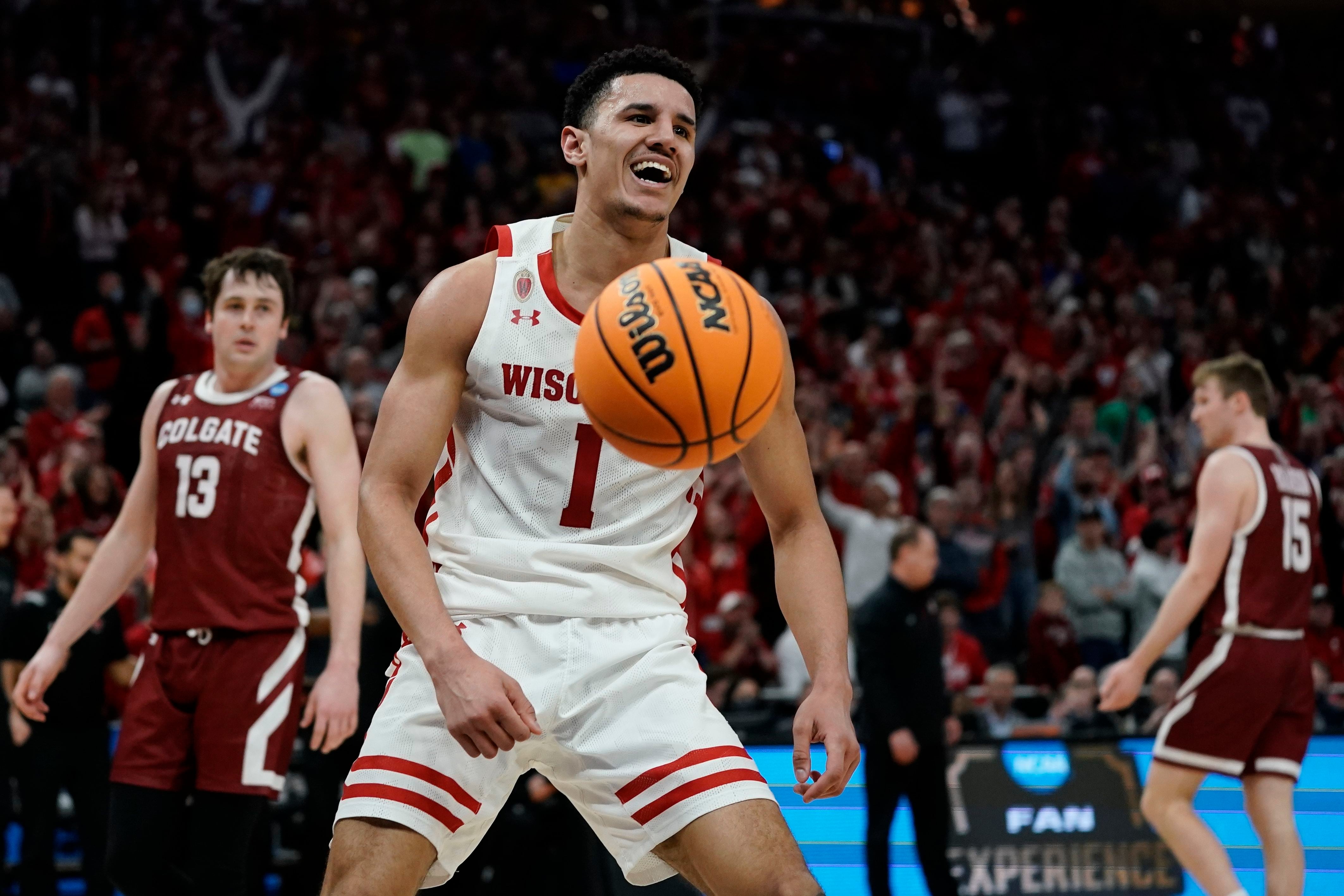 Johnny Davis named finalist, Naismith Player of the Year