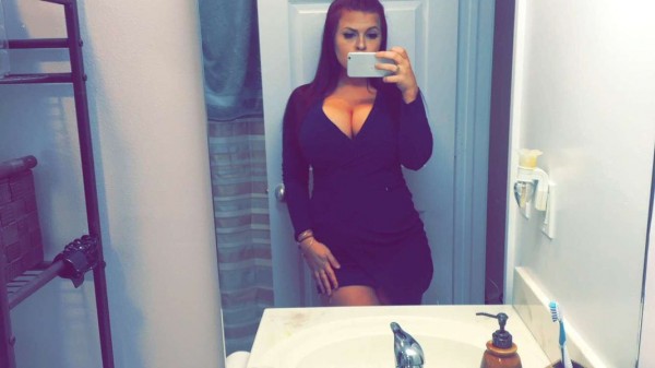 Katie LaRowe Gronk Motorboat 5