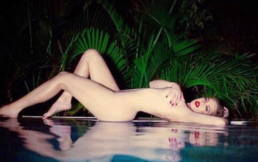 Khloe Kardashian Naked 6