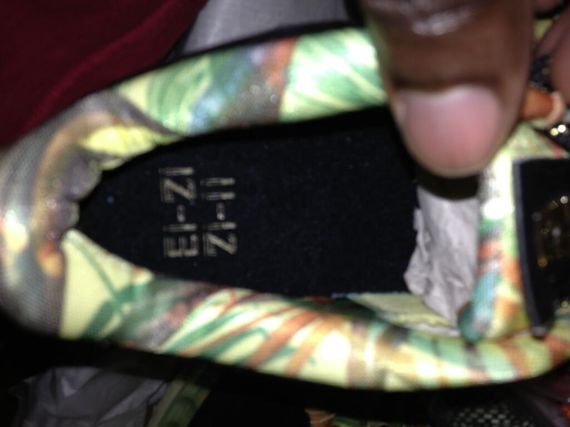 LeBron 2 Time Champion 3
