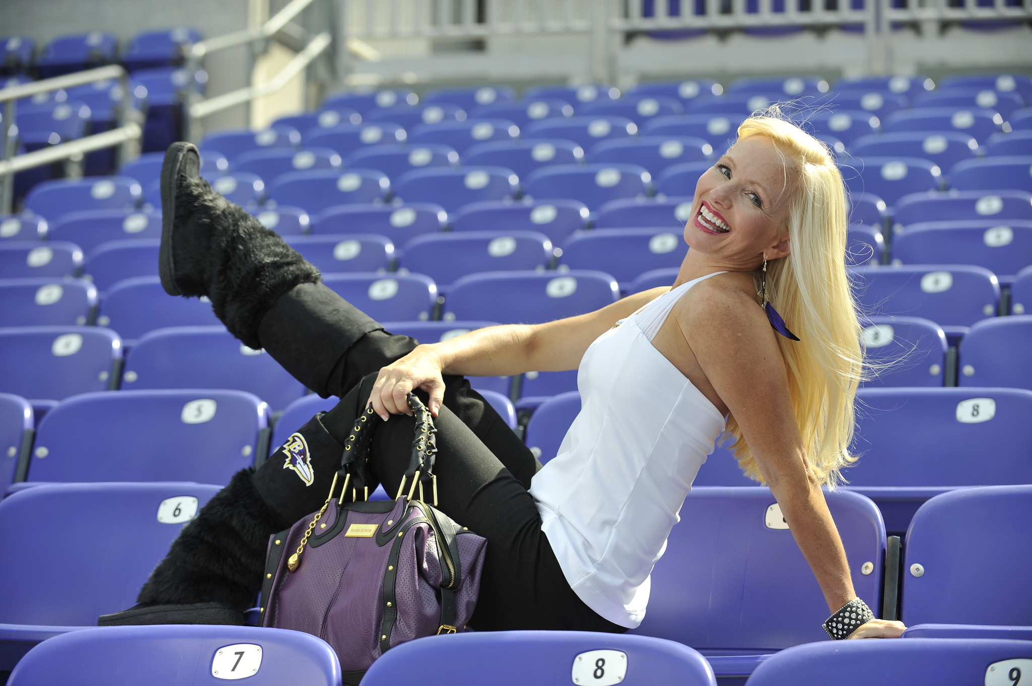 sc-nfl-women-photo-p-fox