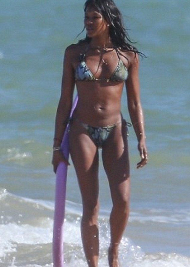 Naomi Campbell Bikini 2