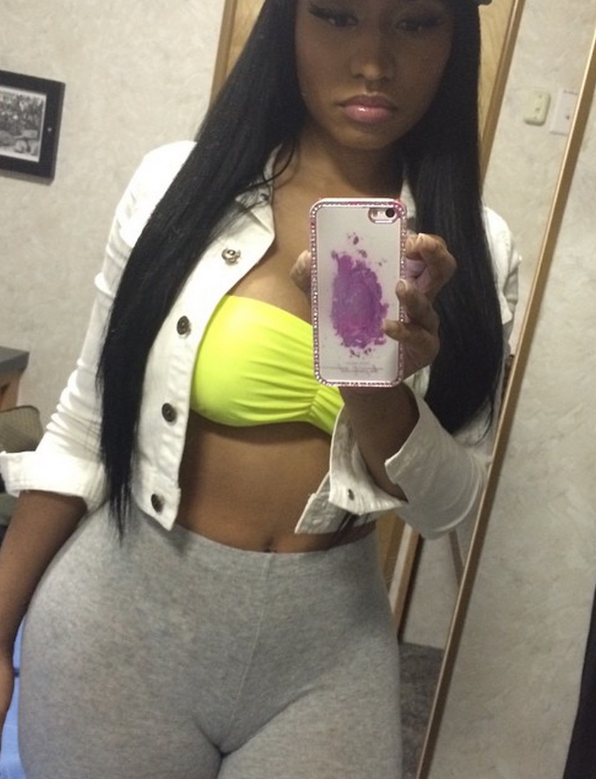 Nicki Minaj Camel Toe 3