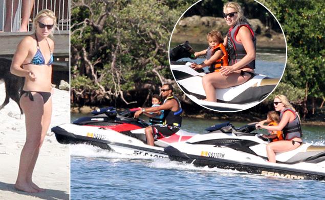 Tiger Woods Gets Into Altercation With Paparazzi 2