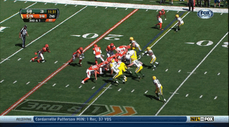 clay-matthews-flying-tackle